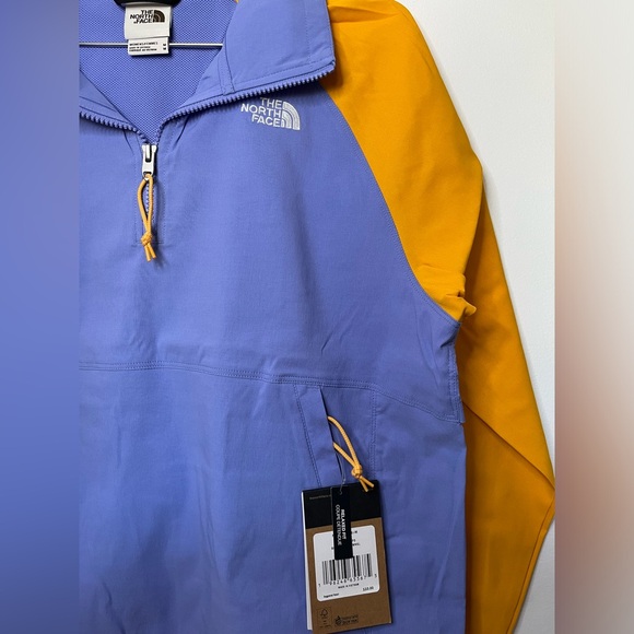 The North Face NWT Quarter-Zip Pullover Windbreaker in Summit Gold/Periwinkle - Picture 4 of 6